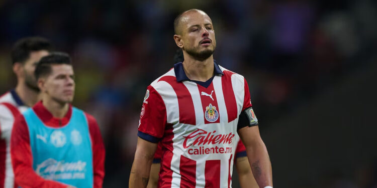 Javier ‘Chicharito’ Hernández es baja de Chivas