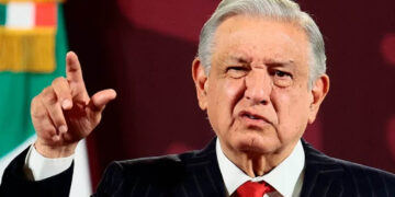 AMLO y Sheinbaum iniciarán proceso de transición con comida en Palacio Nacional