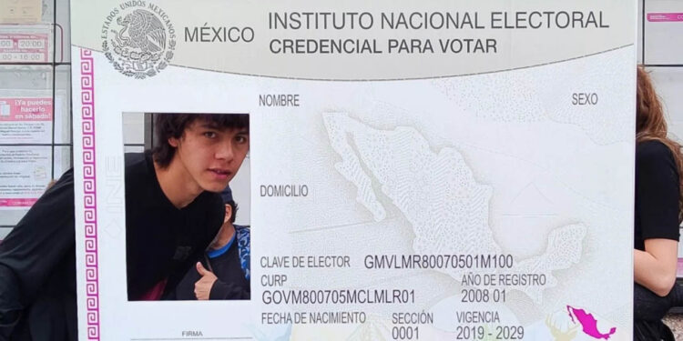¿Puedo votar sin INE o si está vencida la credencial?