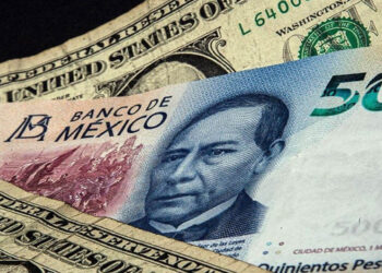 AMLO afirma que peso y Bolsa se estabilizaron tras primeros nombres en gabinete de Sheinbaum