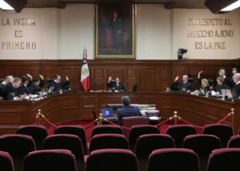 ¿Ministros y jueces del Poder Judicial deben elegirse por VOTO POPULAR? Esto dicen ENCUESTAS de Sheinbaum y Morena