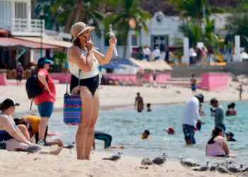 Tercera Ola de Calor Afectará con Temperaturas Superiores a 45 Grados en 13 Estados