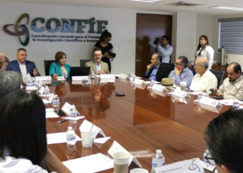 Rinden protesta integrante del Consejo Científico Ciudadano del Agua