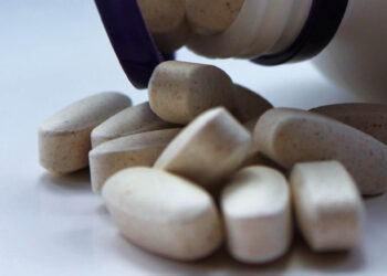 Cofepris detecta 7 distribuidores de medicamentos irregulares