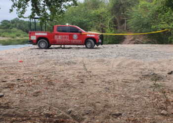 Seguridad Pública asignados al Salvamento Acuático localiza a persona desaparecida en el río en El Recodo