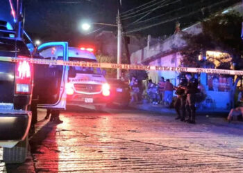 Ejecutan a hombre cuando visitaba a su abuela en la colonia Topo Chico en Monterrey