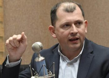 Las descalificaciones del Gobernador no abonan a la reconciliación que instruyó el Presidente: Robespierre Lizárraga