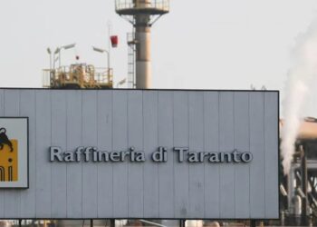 Descubren petróleo y gas frente a costas de México