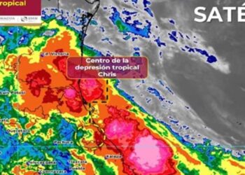 “Chris” se degrada a depresión tropical tras tocar tierra en Veracruz