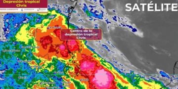 “Chris” se degrada a depresión tropical tras tocar tierra en Veracruz