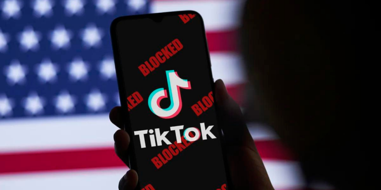 EU acusa a TikTok de rastrear las opiniones de sus usuarios en temas como aborto o armas