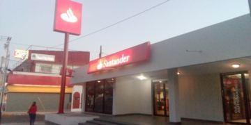 Banco Santander en Mazatlán se ve afectado tras falla global de Microsoft