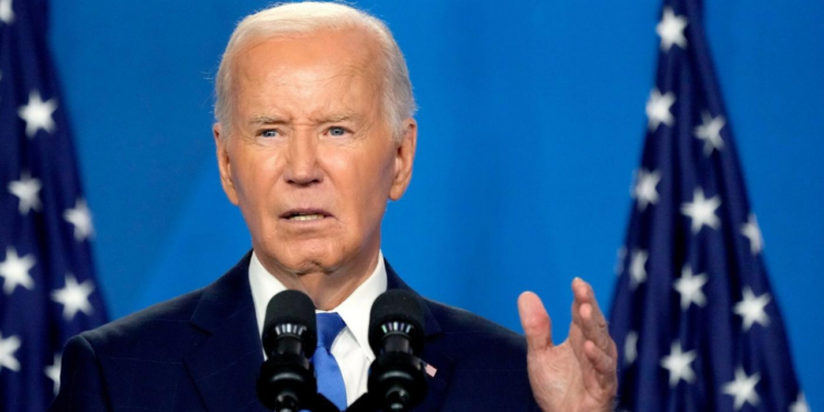 Biden renuncia a su candidatura demócrata por la reelección en Estados Unidos