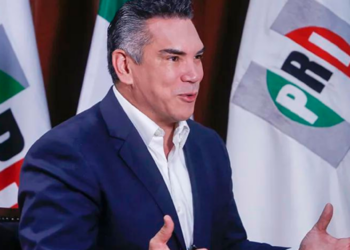 ‘Alito’ Moreno va por reelección; se registra como candidato a dirigencia del PRI