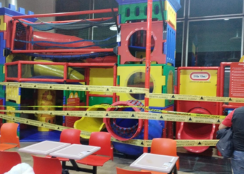 Colapsa estructura de juegos de McDonald’s en la alcaldía Benito Juárez y deja a siete niños heridos