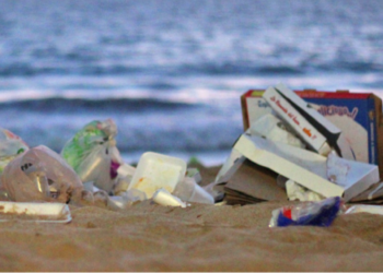 Hasta barandilla a quien deje su basura en las playas de Mazatlán