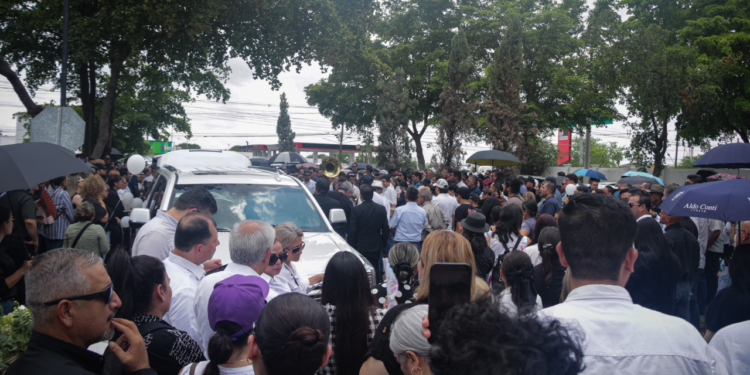 Llega Melesio Cuén a su última Morada