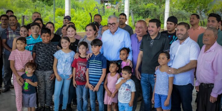 Rocha Moya supervisa obras en el municipio de Badiraguato