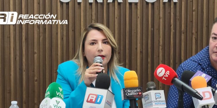 ¡Les niegan acceso! Integrantes del Movimiento Democrático Universitario solicitan derecho a réplica enRadio Universidad