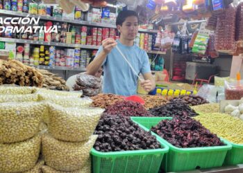 Las vacaciones de verano y el calor, causan baja en las ventas del mercado ‘Garmendia’ hasta un 30%