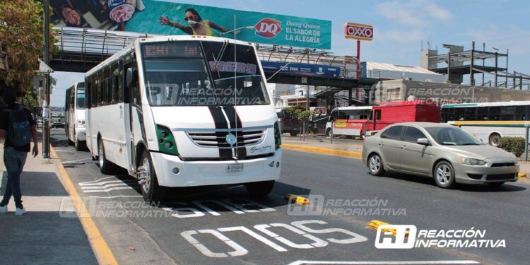 Retoman Carril Preferencial de Mazatlán, pero a “medias”; Obras Públicas retrasa trabajos de rehabilitación