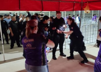 Diecisiete personas son detenidas tras implementarse operativo de prevención y seguridad en el Estadio el Encanto