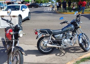 De nuevo chocan dos motocicletas en calles de Mazatlán
