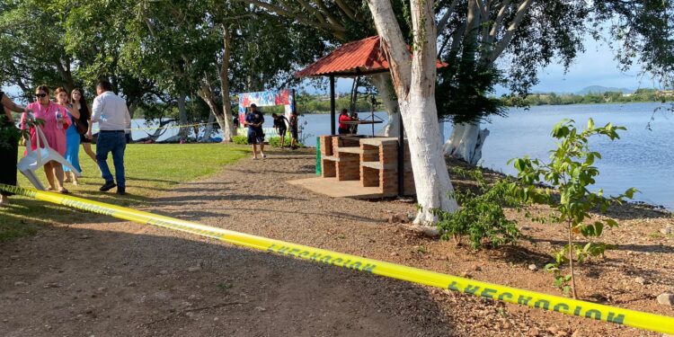 Gobierno de Mazatlán solo coloca letreros de NO NADAR en El Chilillo y la cifra de ahogados en lagunas crece