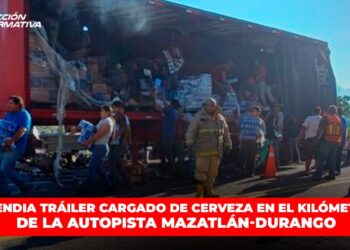 Se incendió un tráiler cargado de cerveza en el kilómetro 186 de la autopista Mazatlán-Durango.