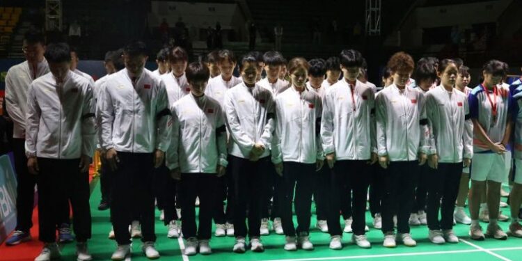 Jugador Chino de Bádminton murió a los 17 tras desmayarse en pleno partido