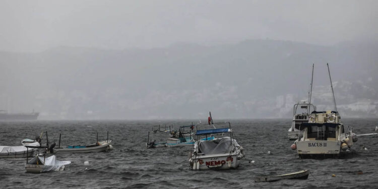 Alerta Conagua por baja presión con probabilidad de 70 por ciento de desarrollo ciclónico en el Pacífico