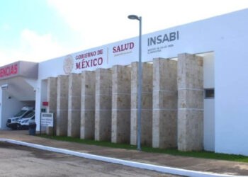 AMLO reconoce fallo en la implementación del INSABI