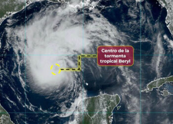 “Beryl” avanza sobre el Golfo de México dejando lluvias “muy fuertes” a su paso
