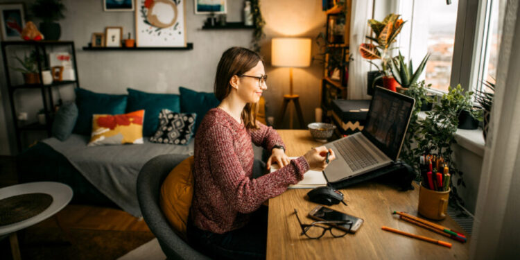 SEP lanza convocatoria para cursar la universidad abierta; ve carreras y requisitos