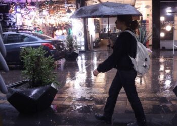 Frente frío y dos ondas tropicales causarán lluvias intensas a partir del lunes 22 de julio