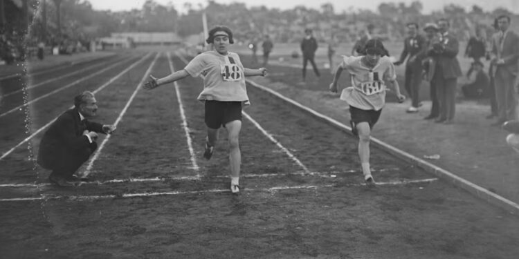 París 1900-2024: de las primeras mujeres olímpicas a los primeros juegos paritarios
