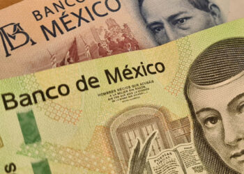 AMLO revela 13 casos de empresas que no pagan impuestos y en donde el Poder Judicial retrasa audiencias