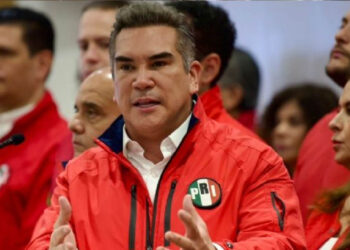 “Alito” Moreno exhibe a líderes del PRI por casos de corrupción y judiciales