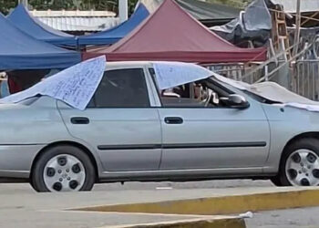 Ambulantes encuentran dos cabezas humanas en un auto en Acapulco