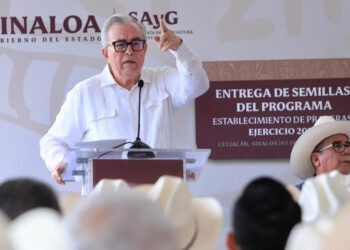 Pide Rocha Moya rescatar el estatus zoosanitario para el sector ganadero de Sinaloa