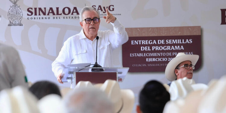 Pide Rocha Moya rescatar el estatus zoosanitario para el sector ganadero de Sinaloa