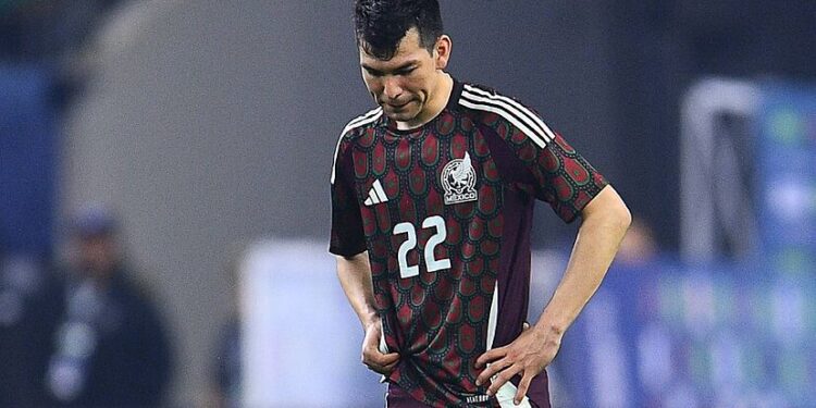 El ‘Chucky’ Lozano hizo berrinche en un avión y fue vetado de la Selección Mexicana