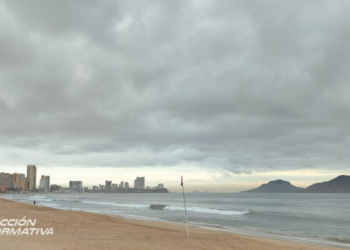 Chubascos tormentosos con cielo parcialmente nuboso la mayor parte del día se espera en Mazatlán