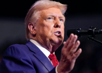 México se está aprovechando de nuestro país, acusa Trump; amaga imponer aranceles de 100 a 200%
