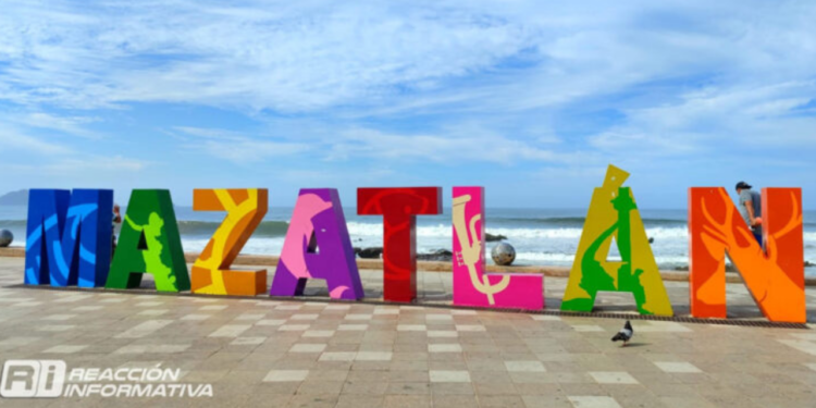 Inicio de semana con intenso calor y presencia de nubes y claros la mayor parte del día