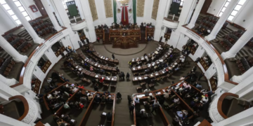 PAN, PRI y MC van a la Sala Superior por reparto de pluris