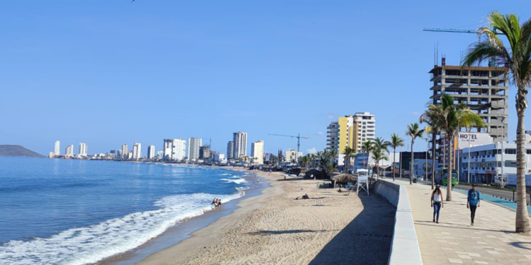 Se pronostica cielo mayormente soleado y probabilidad de lluvia débil este miércoles en Mazatlán