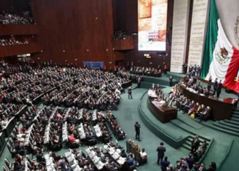 Recurso del PAN en la Corte para revertir mayoría calificada de la 4T en el Congreso es una “ilegalidad gravísima”: AMLO
