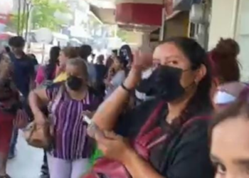 Comerciantes se ven obligados a cerrar sus negocios ante los enfrentamientos en Culiacán