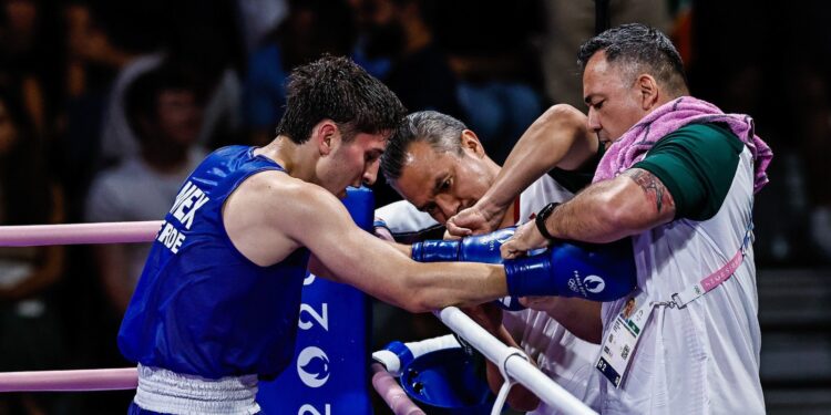 Marco Verde, la medalla que maquilla al boxeo mexicano